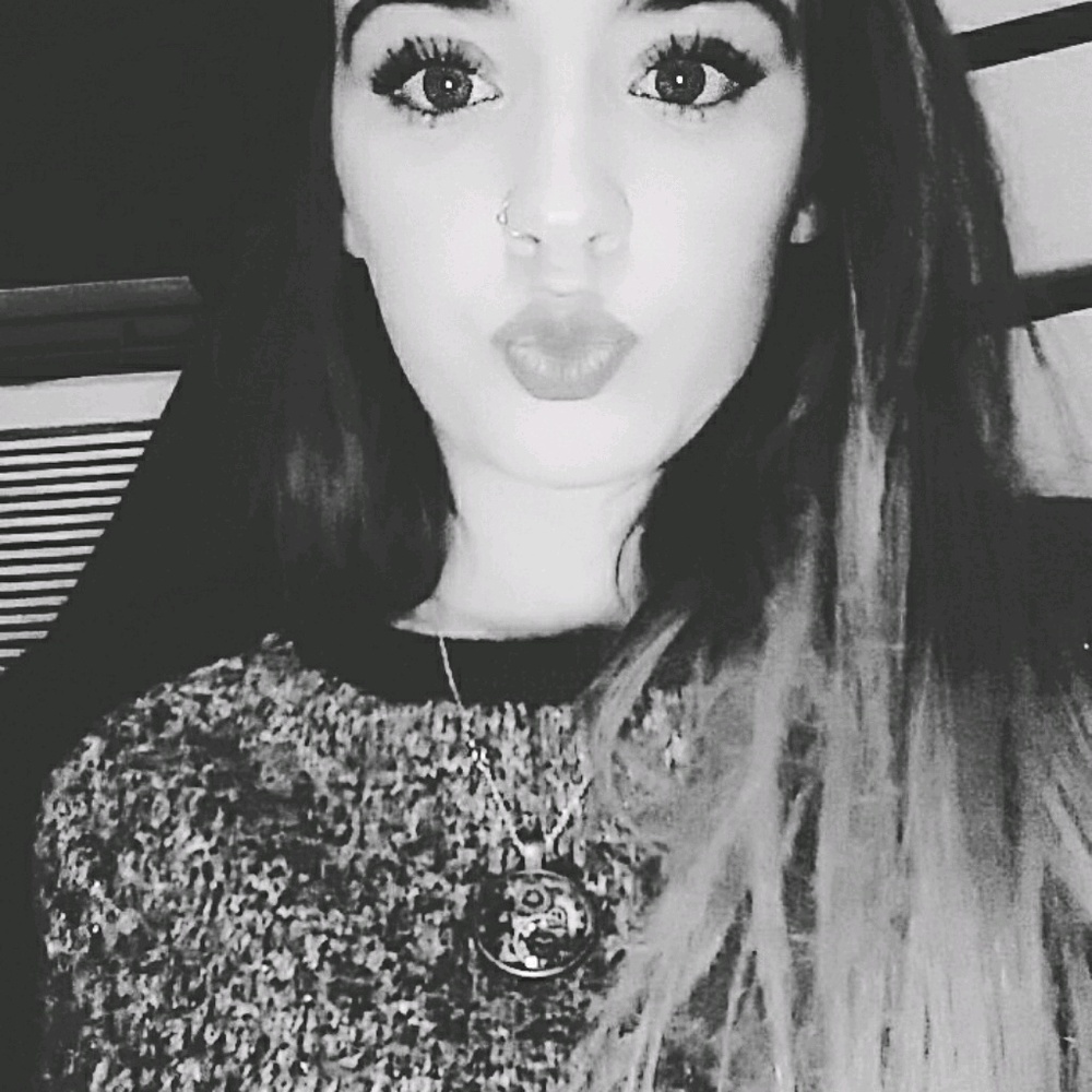 Meet your Posher, Alison